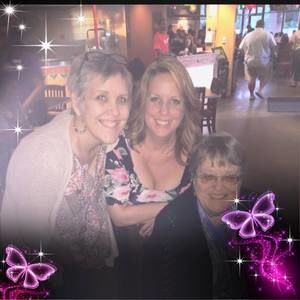 Meet your Posher, Leanne